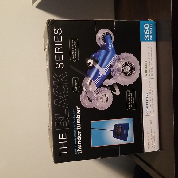 Black Series Radio Controlled 360 Rally Car Thunder Tumbler in red - Picture 10 of 10